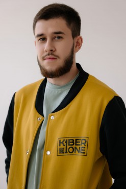 Илья Р. <span>тьютор</span> - КИБЕРшкола программирования для детей, компьютерные курсы для школьников, начинающих и подростков - KIBERone г. Екатеринбург